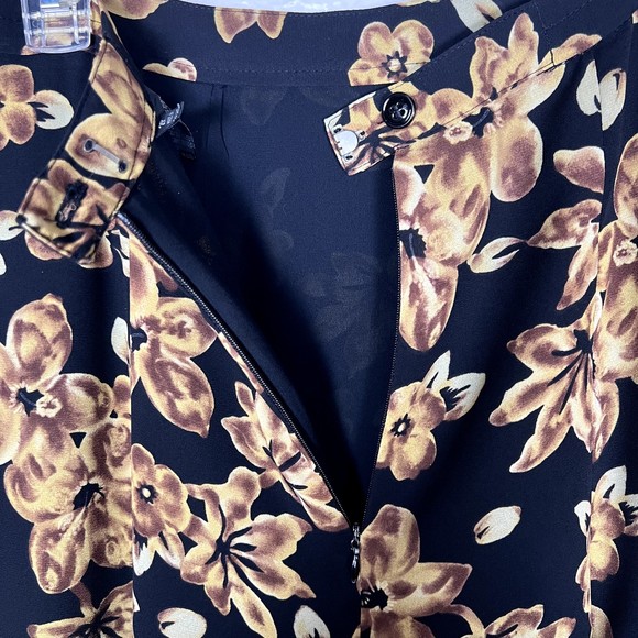 Kasper Sz 2P Button-Up Short-Sleeve Black Jacket & Black/Yellow Floral Skirt Set - Picture 15 of 16